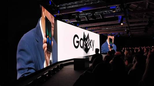 Samsung скоро ще обяви бъдещето на Galaxy Fold