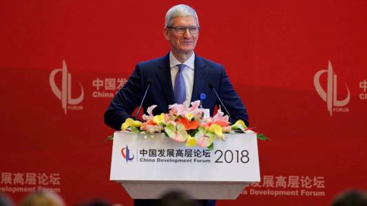 Долу Apple: китайци бойкотират гиганта за сметка на Huawei