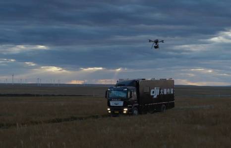 Новият супердрон на DJI е толкова могъщ, че дори не се продава (ВИДЕО)