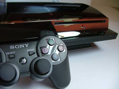 Слънцето ще изгрее и утре: PlayStation и Xbox не се обединяват
