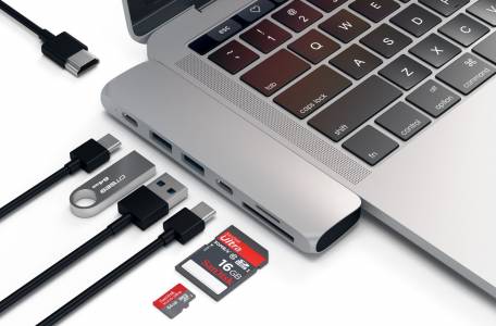 Аксесоарът, с който може да включите почти всичко в своя MacBook Pro