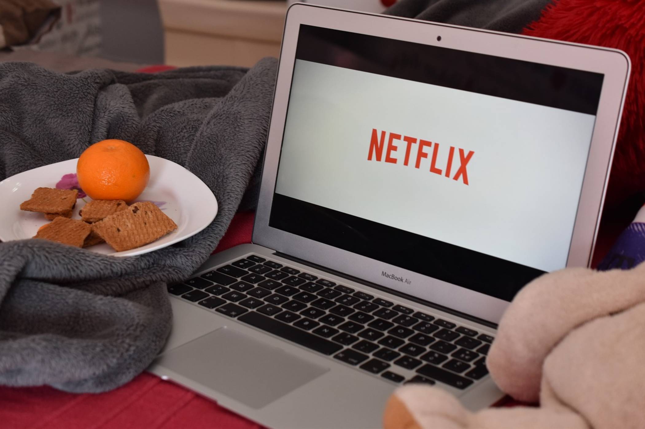 Netflix експериментира с вибрираща функция на телефона за атмосфера