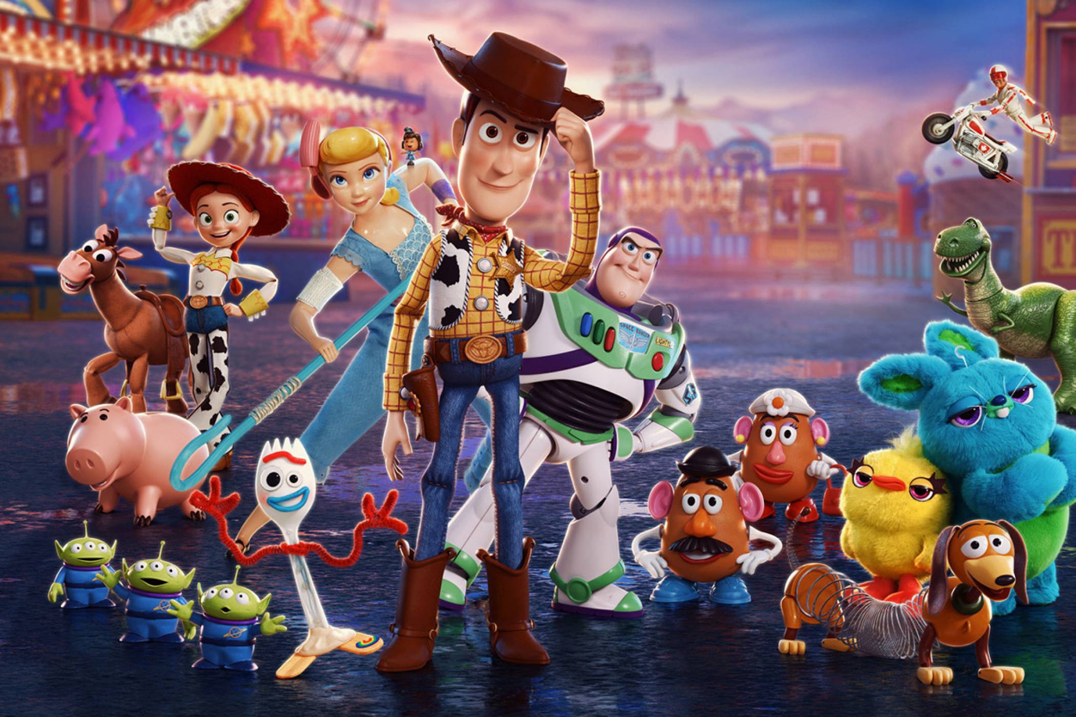 Toy Story 4 поведе битката за 
