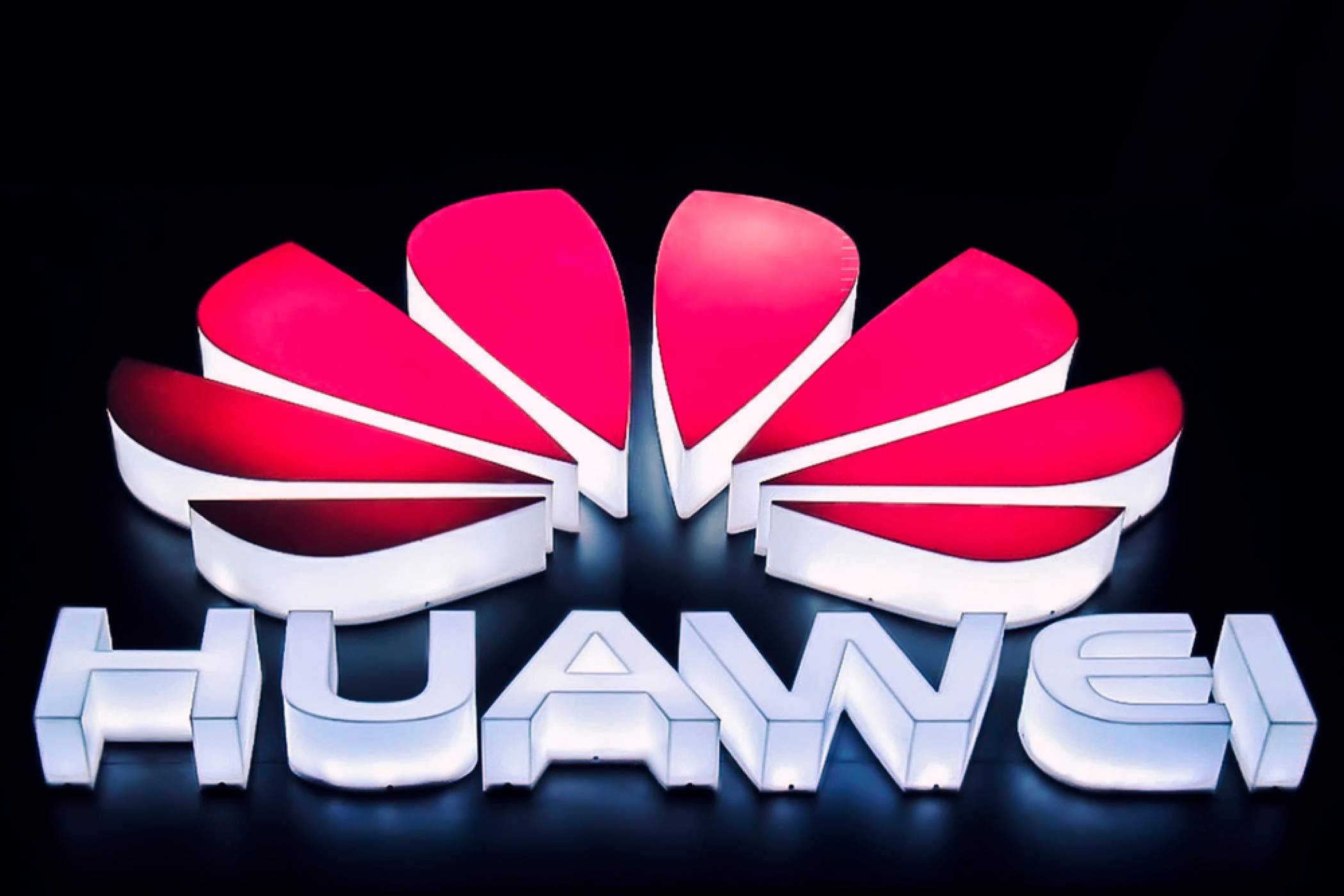 Huawei също прави телефон с камера под дисплея?