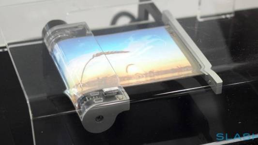 Sony се завръща с гръм и трясък? Получаваме гъвкав телефон/таблет още през 2019
