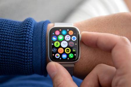 Впечатляващият Apple Watch 4 пристига в България