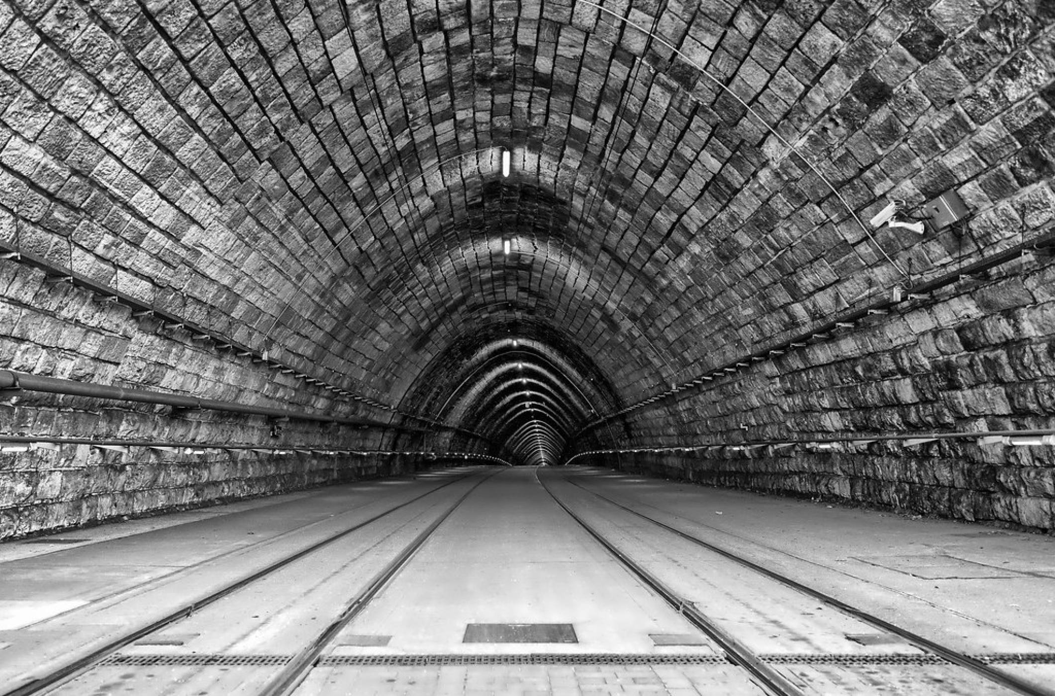 Илон Мъск ще пробива и (под) Китай