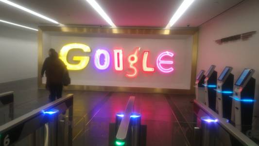 Тръмп дебне Google, иска безпристрастност