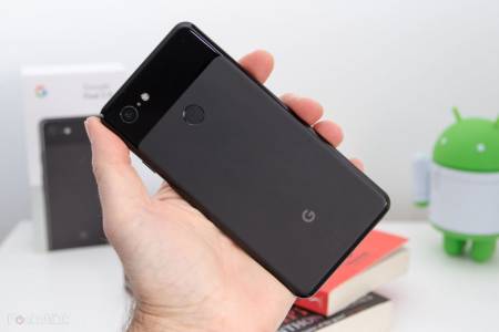 Google Pixel заменя надписа Made in China с Made in Vietnam