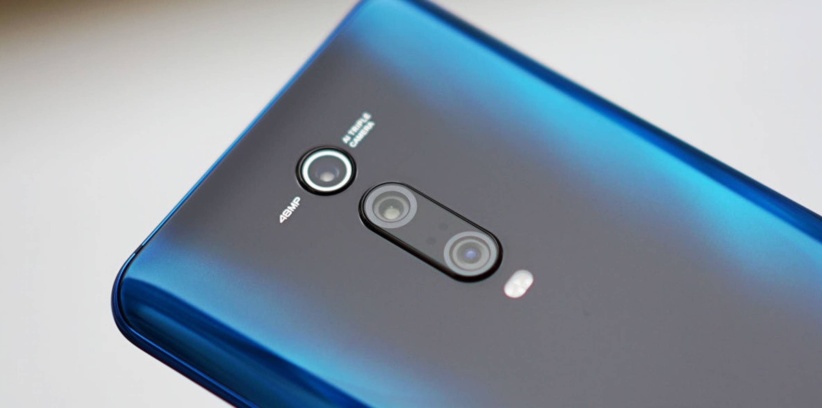 8К вече и при смартфоните. Xiaomi хвърля ръкавицата