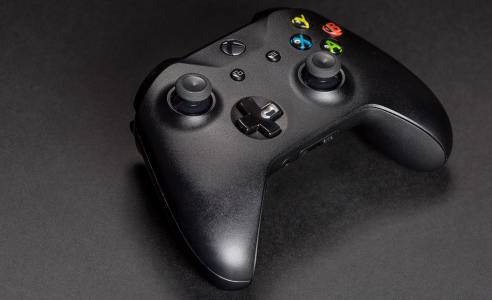 За пръв път: Xbox One контролер официално от Apple 