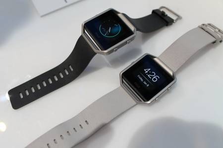 Google взима Fitbit, за да носим часовник Pixel 