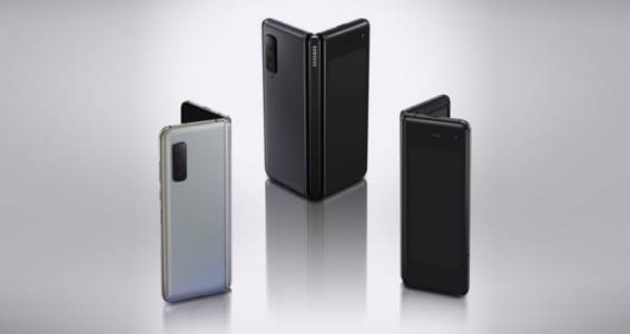 Samsung разпространи любопитни факти за Galaxy Fold