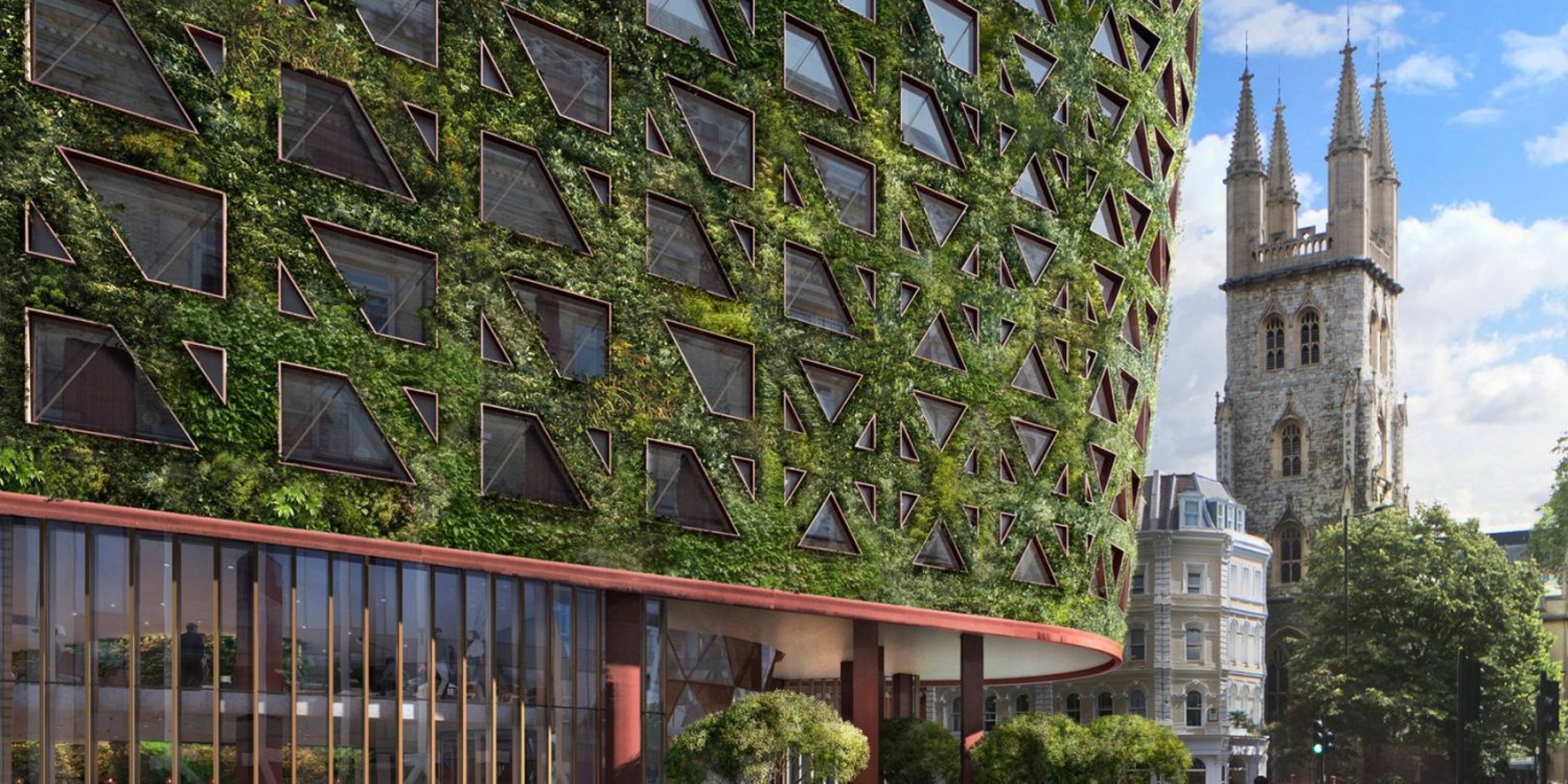 Най-голямата зелена стена в Европа покрива сграда в Лондон 