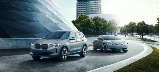 BMW iX3 се закани на Tesla Model Y с голям пробег