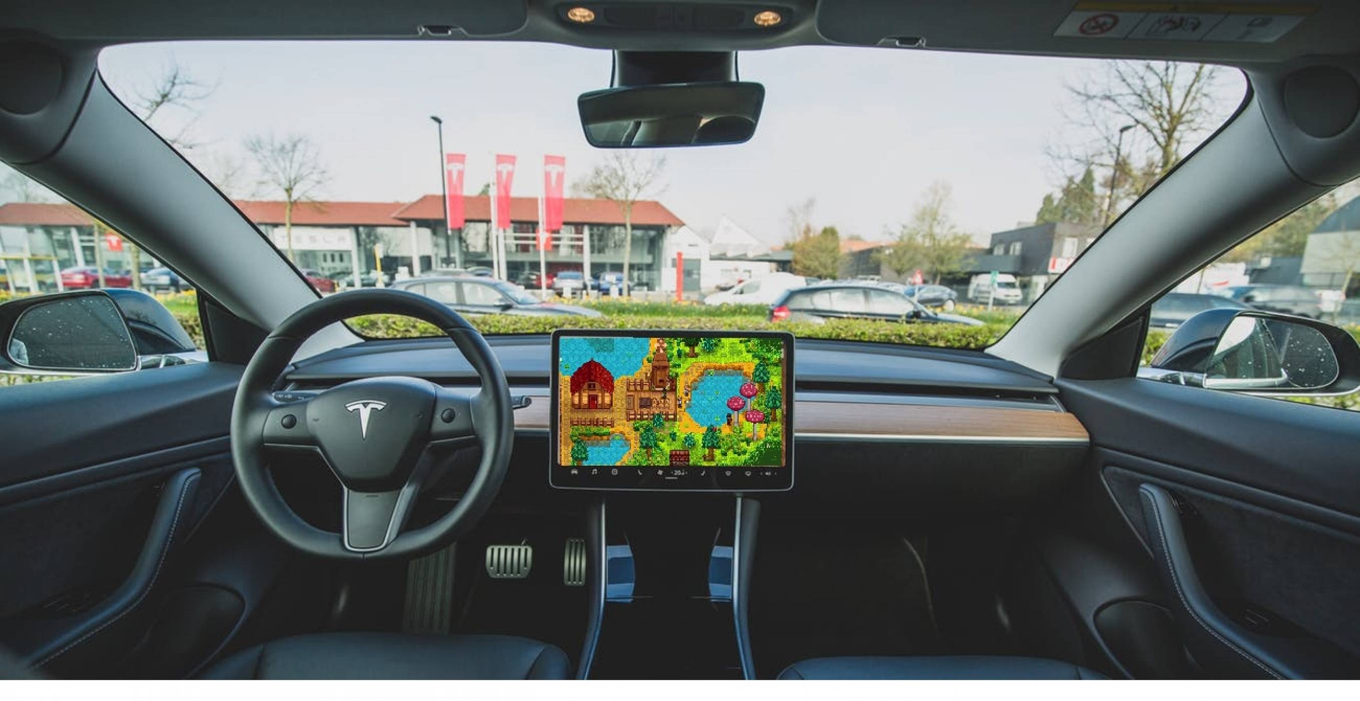 Новини за Tesla: ново Self-driving превю и Stardew Valley? 