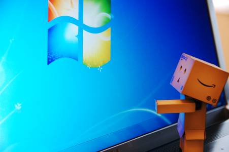 Голямата коледна разпродажба на софтуер: Windows, Office и още