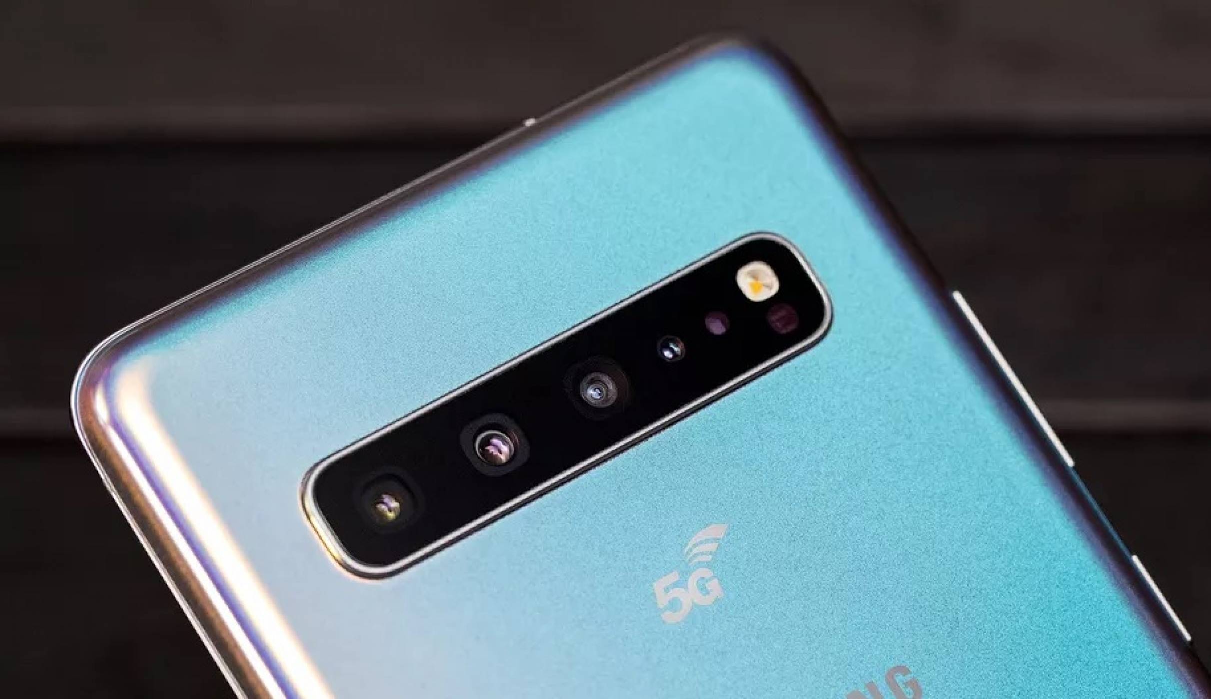 Samsung продаде повече 5G телефони от очакваното за 2019 г. 