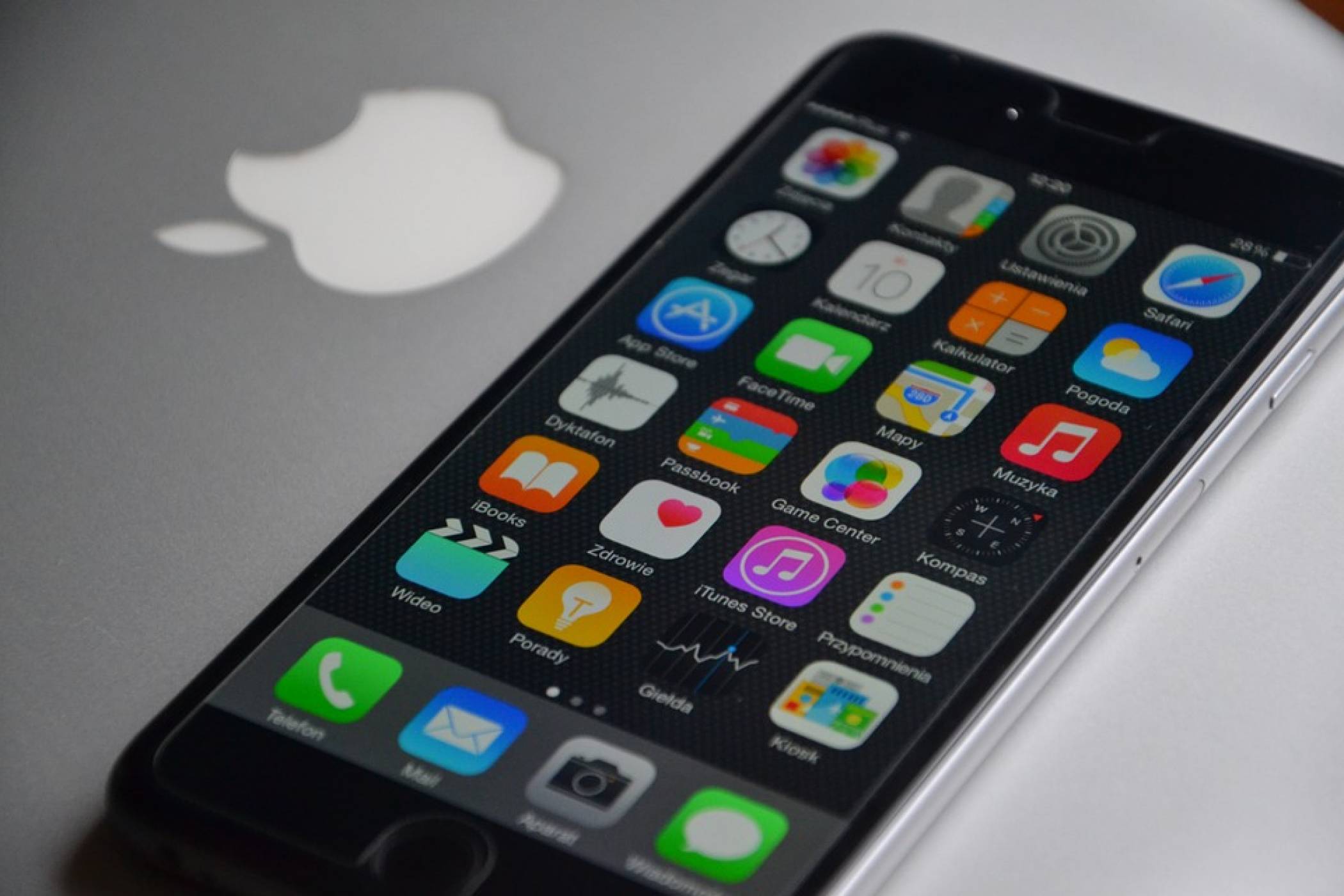 Повече RAM за новия iPhone. Естествено има и уловка