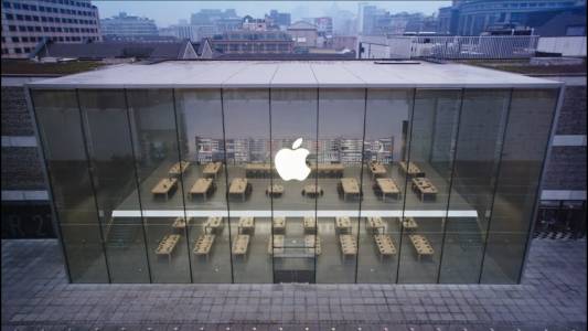 Коронавирусът затвори магазините на Apple в Китай