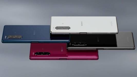 Мобилният бизнес на Sony с още една стъпка към залеза 