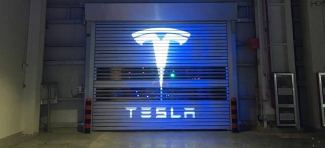 Прогнозно: Tesla ще струва 1.5 трилиона долара