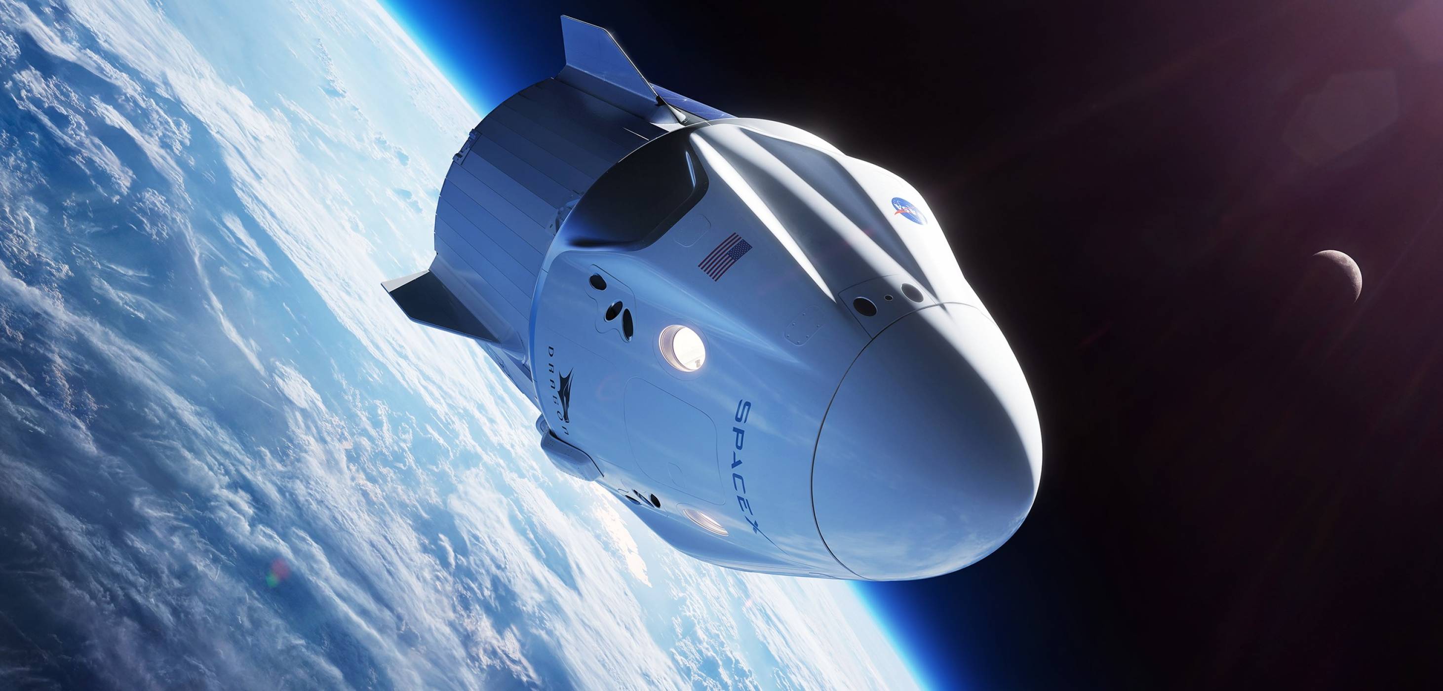 SpaceX започва с екскурзиите до МКС догодина