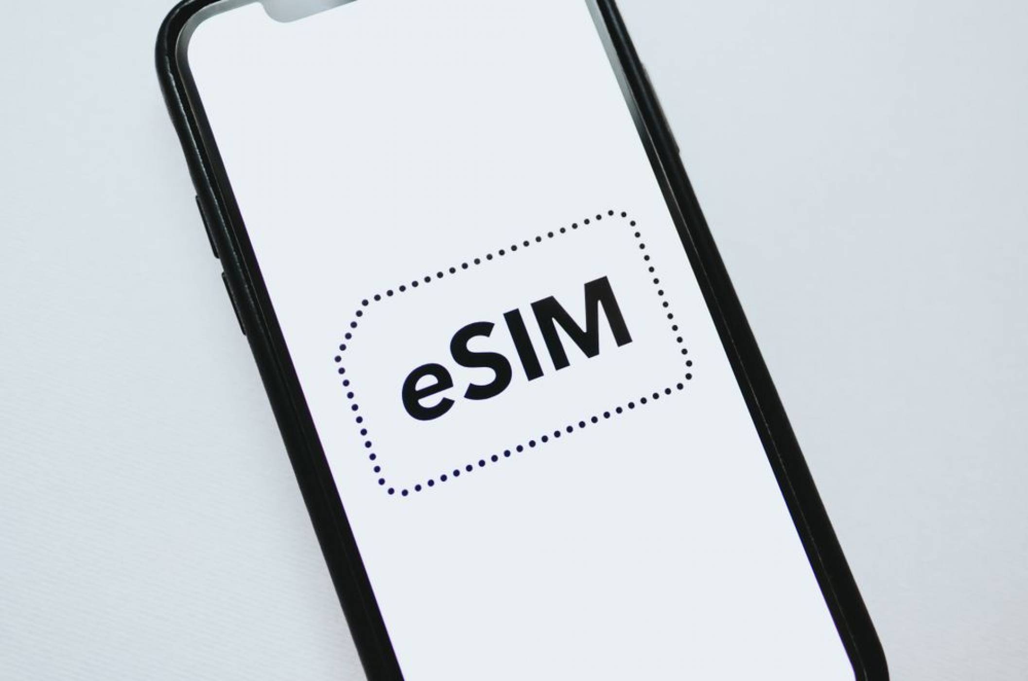 Представител на Huawei бе назначен за заместник-председател на eSIM WG1 