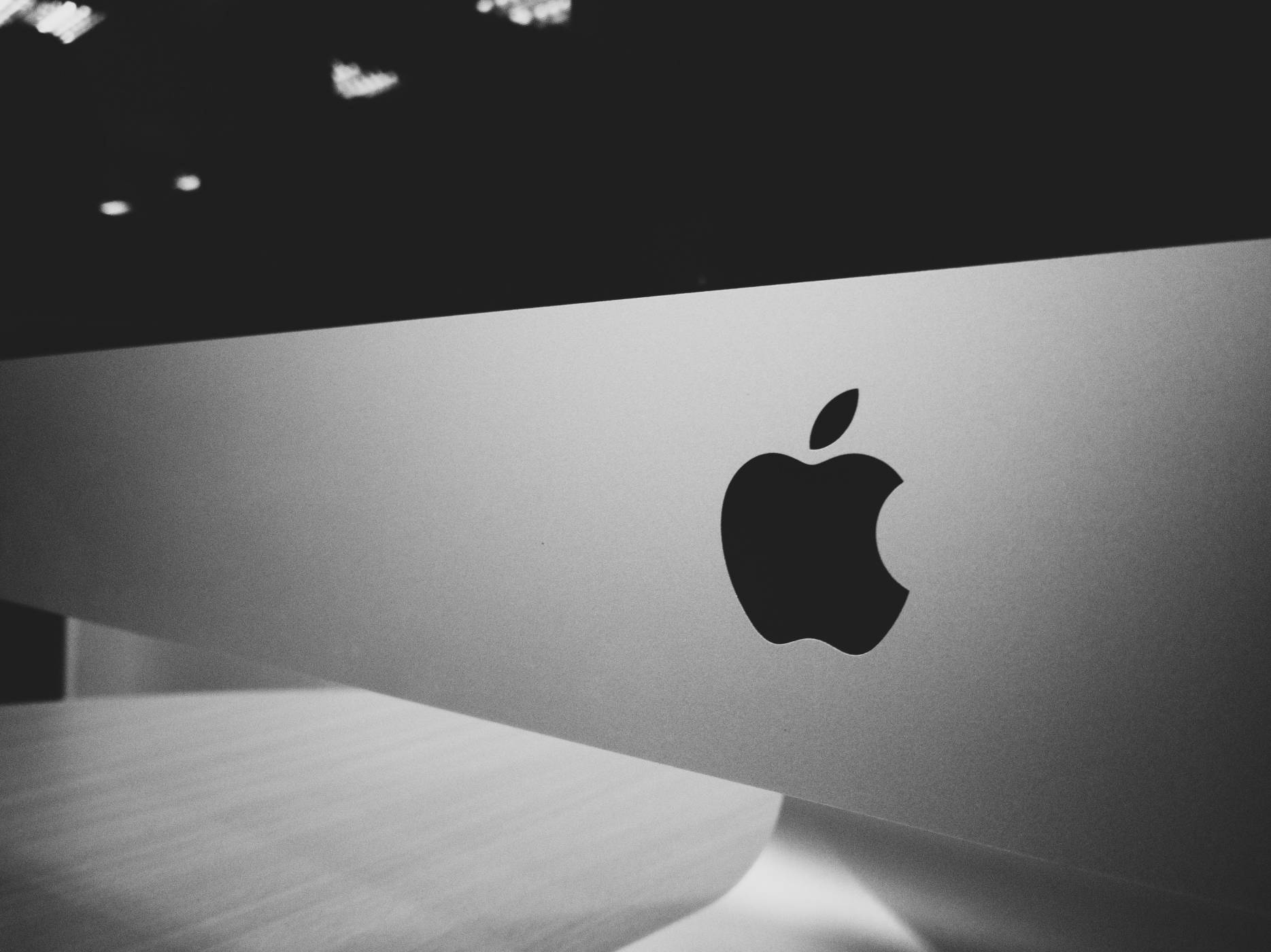 Рекордно солена глоба за Apple