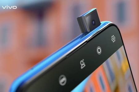 Цената на 5G телефоните ще се срине към края на годината