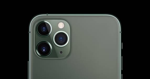 Ще обърка ли пандемията премиерата на първия 5G iPhone? 