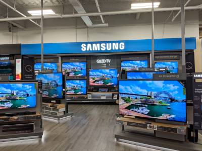Samsung приключва с LCD панелите