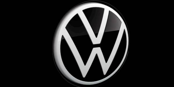 Новото лого на VW трябва да изведе гиганта към електрическата епоха 