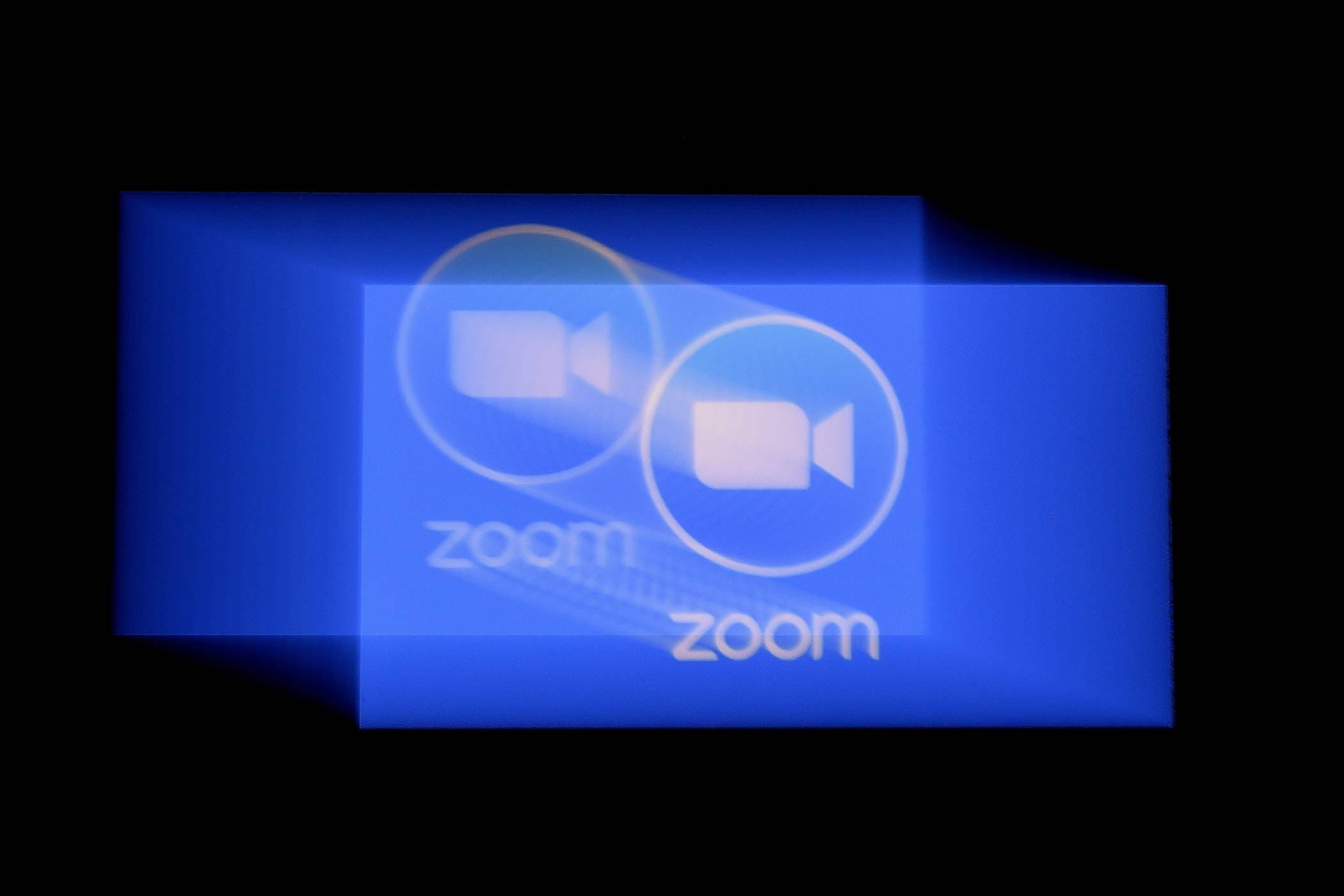 Ще се пръсне ли многомилионният балон, наречен Zoom? 