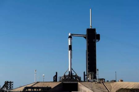  Без пречки пред историческия полет с екипаж на NASA и SpaceX 