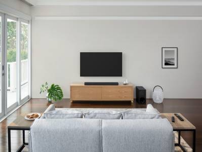 Sony обогатява саундбар серията си с HT-G700 и HT-S20R