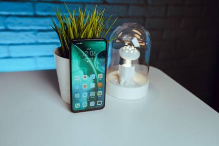 Huawei P40 lite - Претендент за титлата в леката категория (РЕВЮ) 