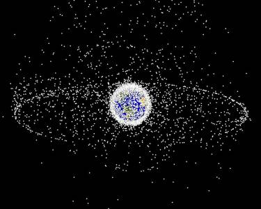 Боклукът в земна орбита може да препъне важните бъдещи мисии