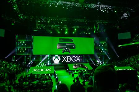 Една грандиозна покупка може да изстреля Xbox на върха