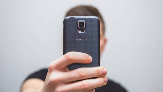 Samsung ще представи 5 нови устройства на 5 август