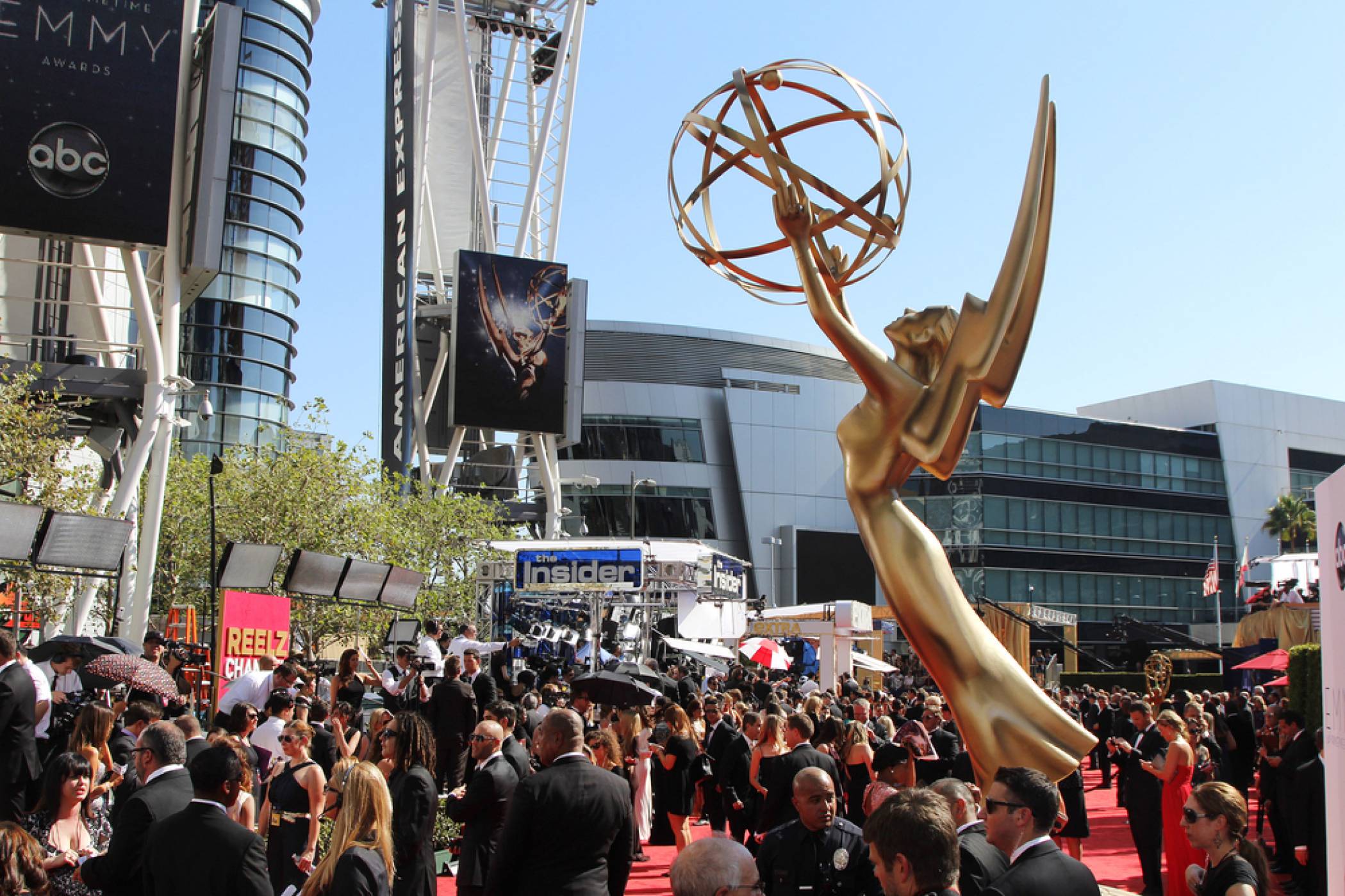 Netflix доминира при номинациите за наградите Emmy за 2020 (ВИДЕО)