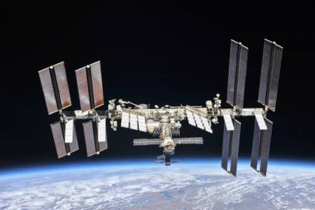 Теч на въздух от МКС вдигна по тревога NASA