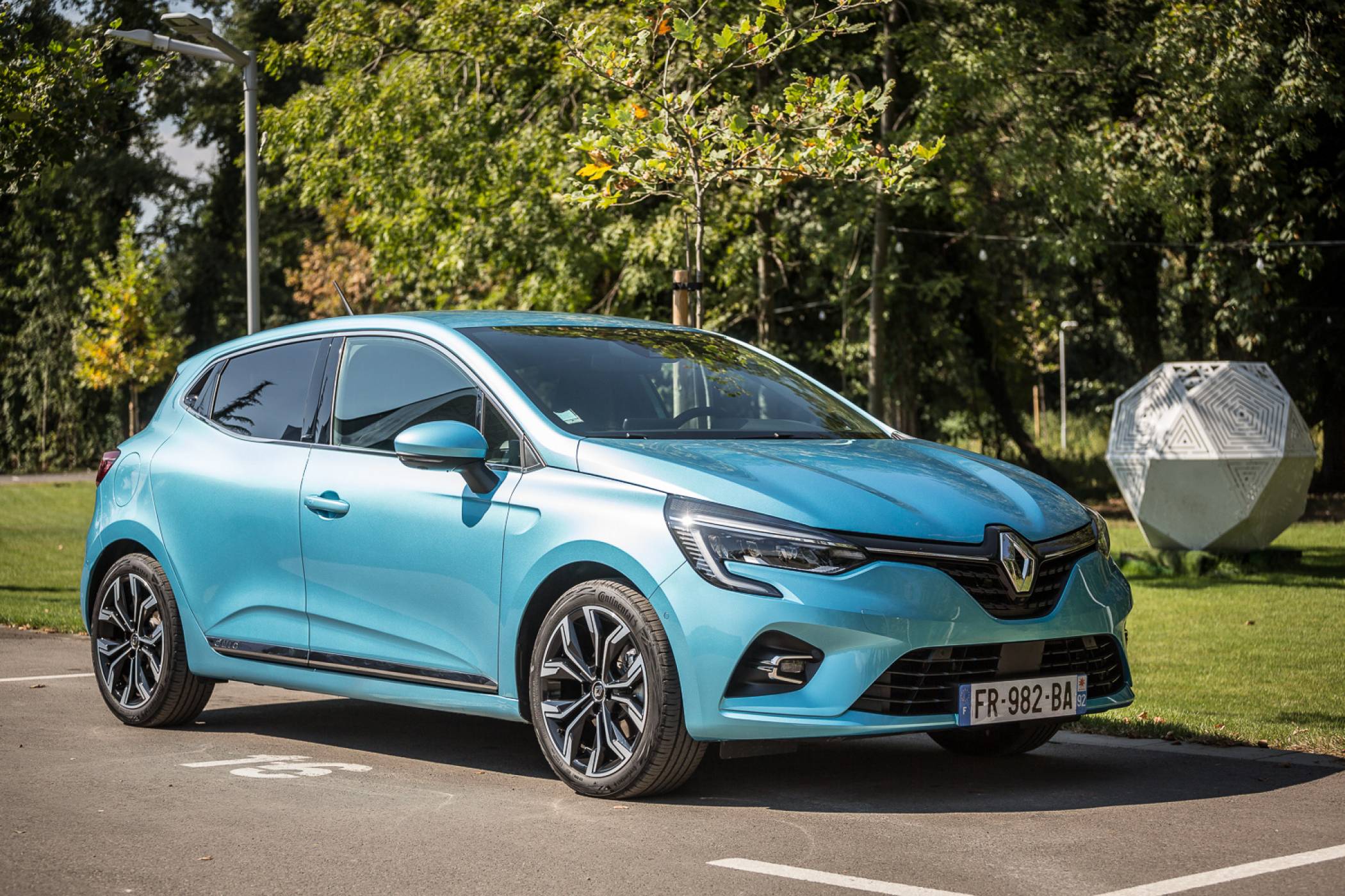 Renault E-tech – да презаредим батериите 