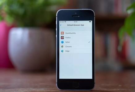 Ето всички браузъри, които може да използвате по подразбиране с iOS 14 