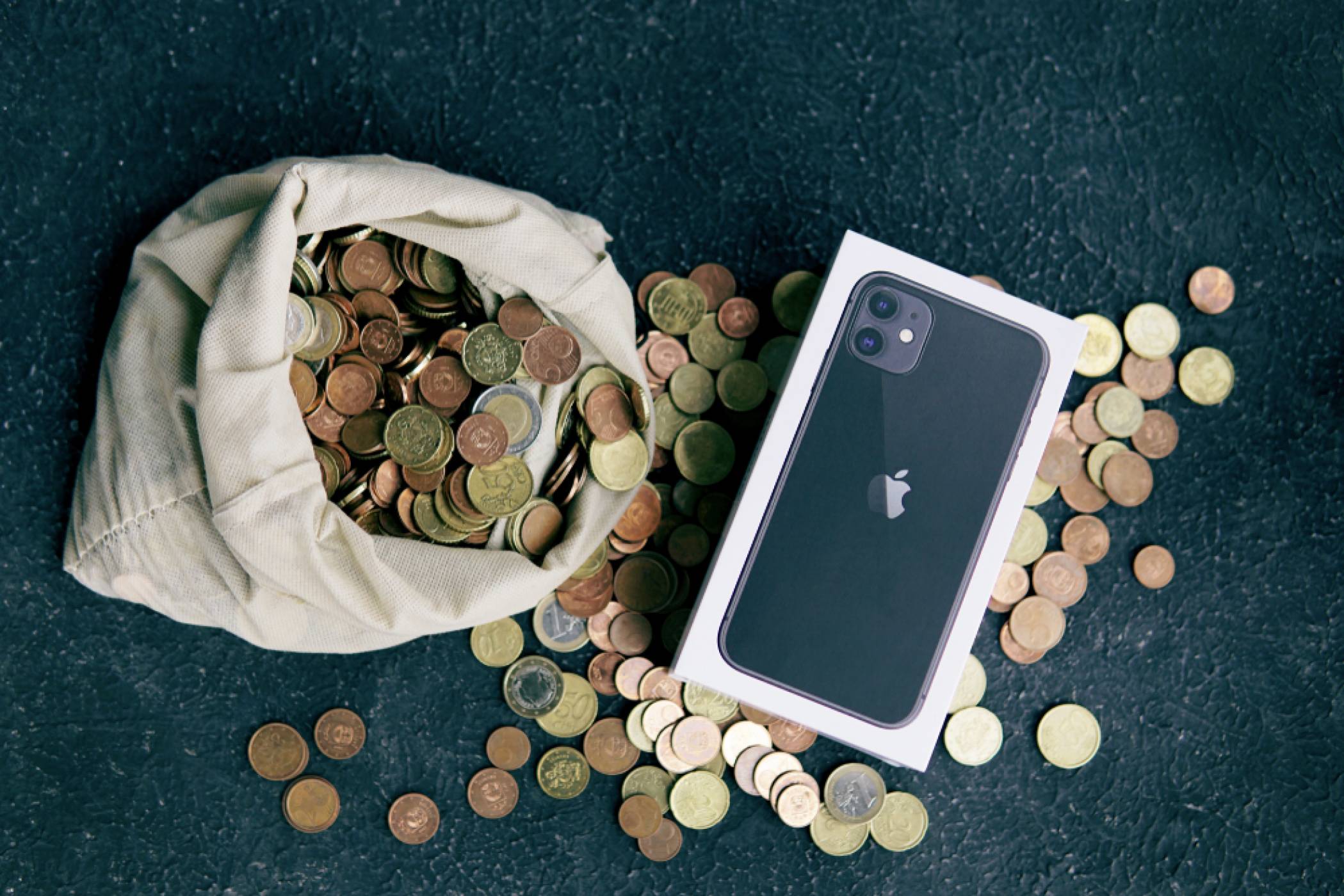 iPhone 12 се очаква на 12 октомври. PRO моделите по-късно