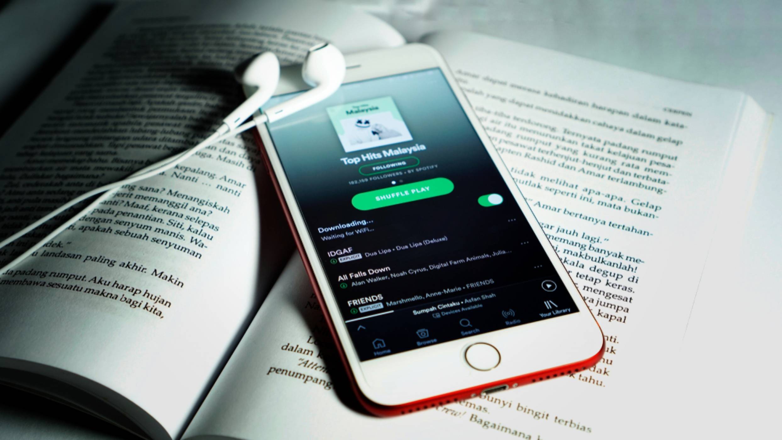 Вече можете да търсите песни по текст в Spotify