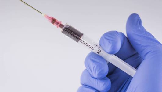 Великобритания е първата държава в Европа, одобрила ваксината срещу коронавирус на Pfizer 