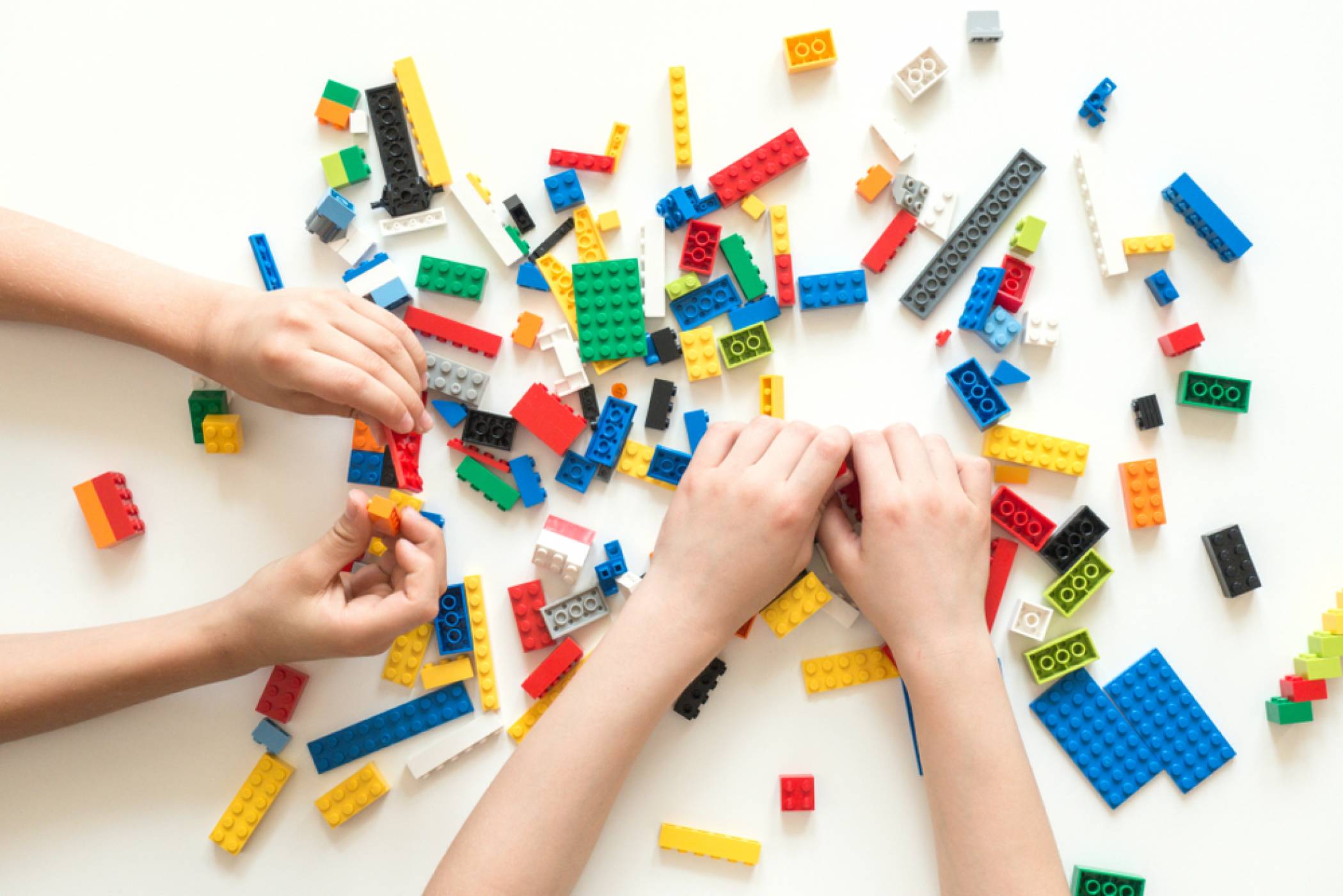 Абонирайте се за безплатното списание на LEGO