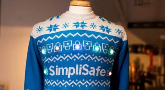 SimpliSafe е пуловер, който държи любимите хора надалеч заради безопасността ви (ВИДЕО) 