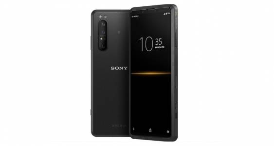 Sony Xperia Pro най-накрая е почти тук цяла година след представянето си